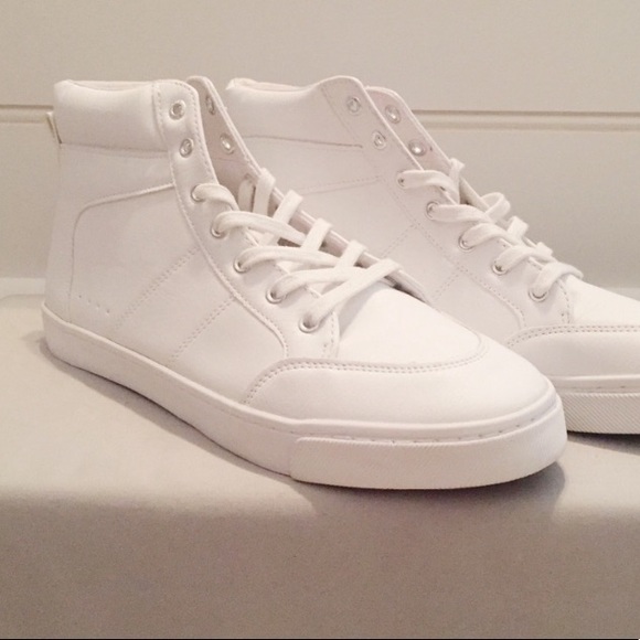 Old Navy - Hightop sneakers -Size 10 - Picture 3 of 10